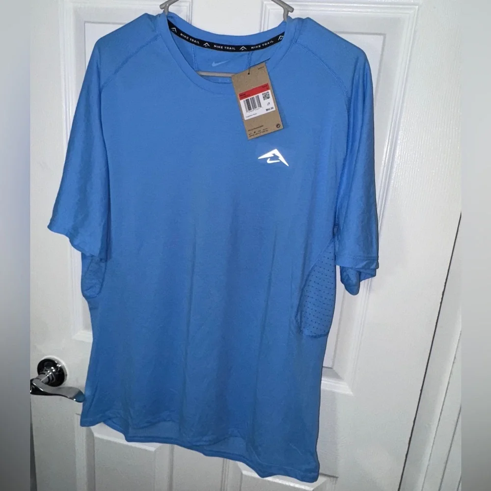 Nike Men's Solar Chase Dri-FIT ADV Short Sleeve Running Shirt color Blue -size L - Picture 1 of 4